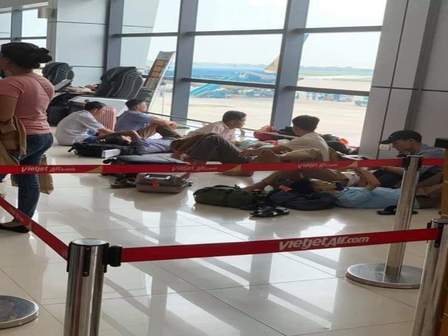 Vietjet giải thích lý do nhiều chuyến bay trễ