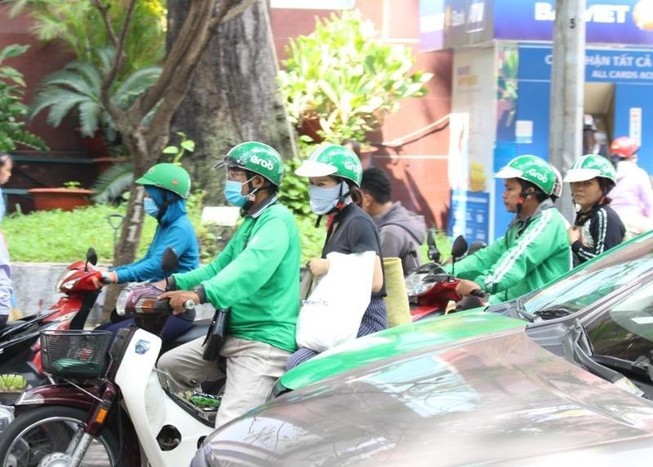 Grab đóng gần 1.000 tỉ đồng tiền thuế