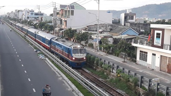 Bộ GTVT nói gì về đề xuất dời đường sắt ra ngoài trung tâm