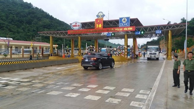 Bộ GTVT di dời, dừng thu phí hàng loạt dự án BOT