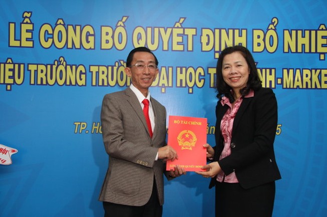 ĐBQH Trần Hoàng Ngân làm hiệu trưởng trường ĐH Tài chính - Marketing