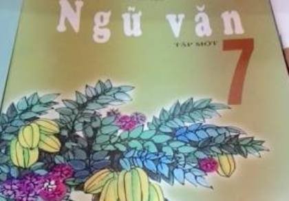 Bản dịch Sông núi nước Nam quen thuộc quá rồi, sao phải đổi?