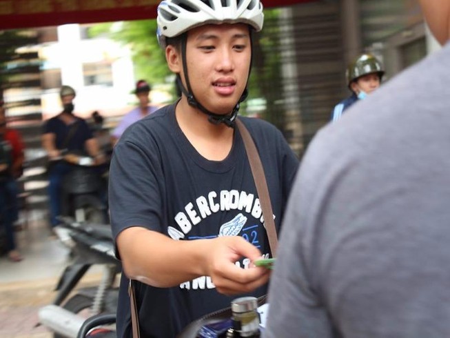 Gặp chàng lính cứu hỏa Trang Thanh Nam tại điểm thi