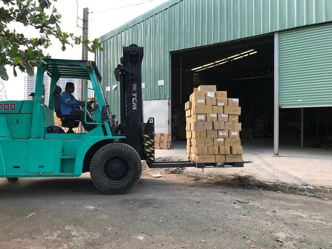 Cưỡng chế nhà trái phép ở quận 9, nữ cán bộ phường bị đánh