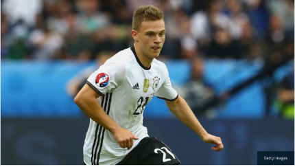 Hâu vệ Benedikt Howedes ca ngợi Kimmich