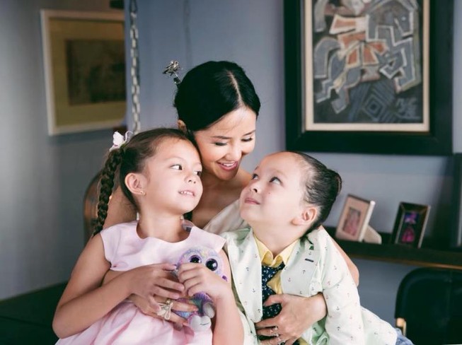 Sau ly hôn, ca sĩ Hồng Nhung trải lòng về hạnh phúc