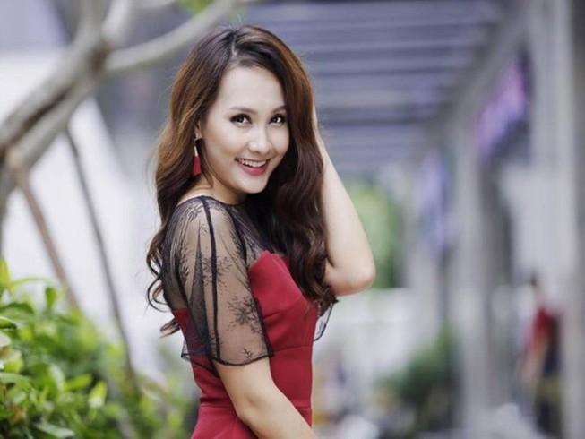 Diễn viên ‘Sống chung với mẹ chồng' chấm thi Người mẫu quý bà