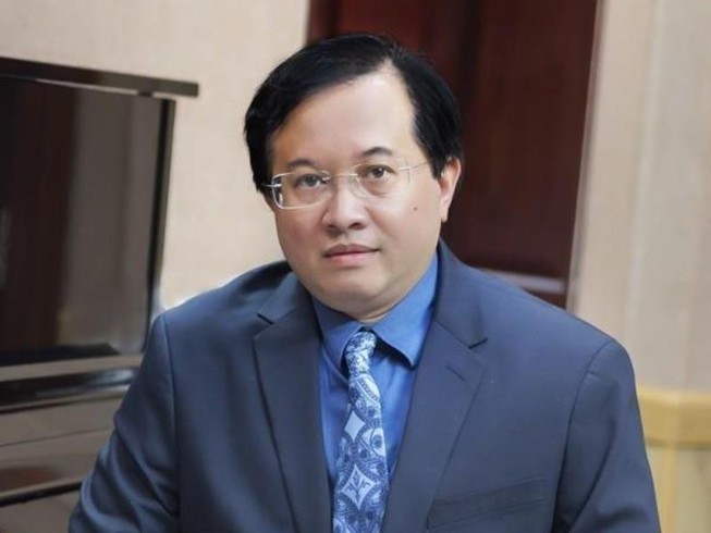 Nhân sự mới