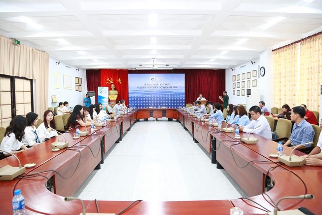 'Bảo vệ biển đảo thông qua chất xám và tinh thần yêu nước'