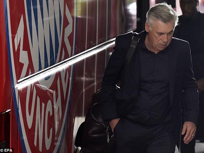 Sốc: Bayern Munich sa thải Ancelotti