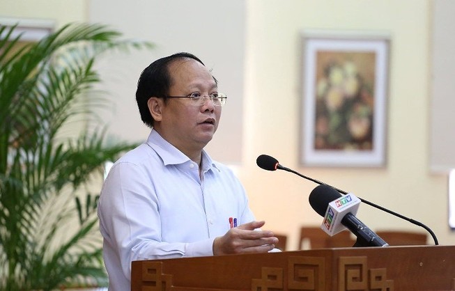 Ông Tất Thành Cang yêu cầu rà soát thủ tục cấp sổ đỏ gây khó