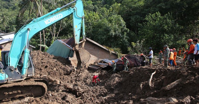 Sập hầm mỏ ở Indonesia, 60 người bị vùi, 1 người thiệt mạng
