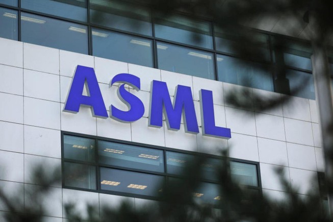 TQ bị cáo buộc đánh cắp bí mật công nghệ 'gã khổng lồ' ASML