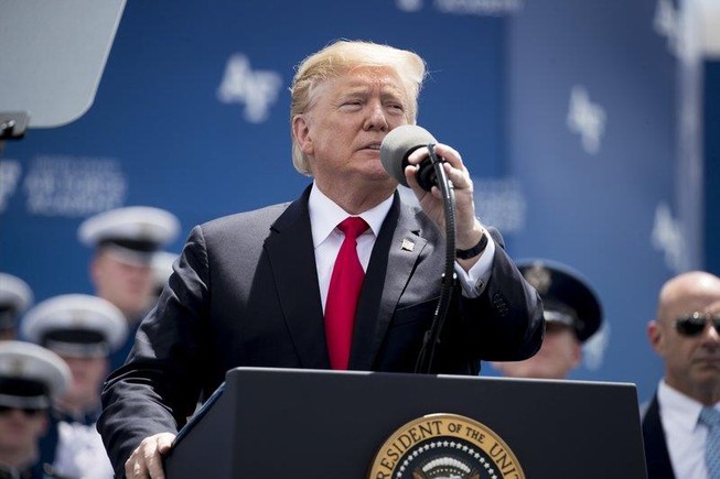 Ông Trump dùng thuế 'xử' Mexico về chuyện người nhập cư?