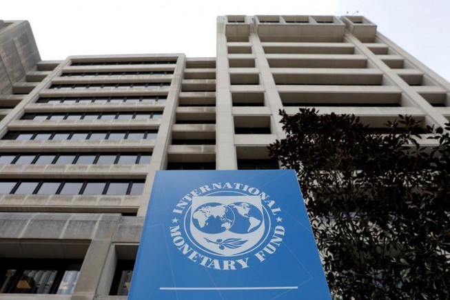 IMF cThương chiến Mỹ-Trung có thể cắt giảm tổng sản phẩm quốc nội toàn cầu năm 2020 khoảng 0,5%, tương đương khoảng 455 tỷ USD. ẢNH: REUTERS