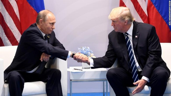 Ông Trump cảnh báo ông Putin không can thiệp bầu cử Mỹ