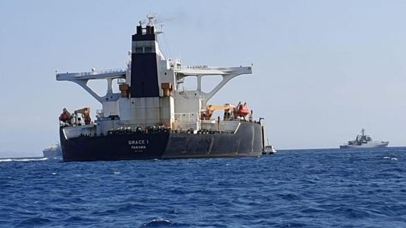 Iran cảnh báo sẽ bắt giữ tàu chở dầu của Anh để trả đũa