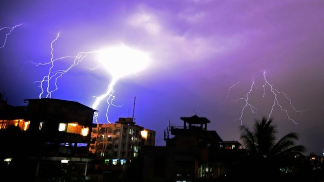 Sét đánh khiến 32 người thiệt mạng ở Ấn Độ