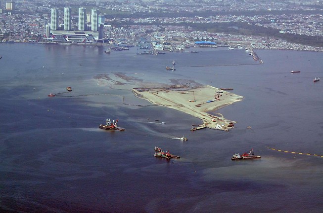 Indonesia xây tường khổng lồ ngăn Jakarta chìm xuống biển