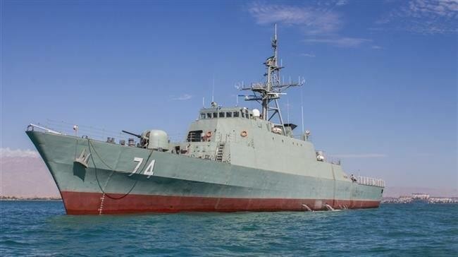 Iran điều khu trục hạm mang tên lửa đến vịnh Aden bảo vệ tàu