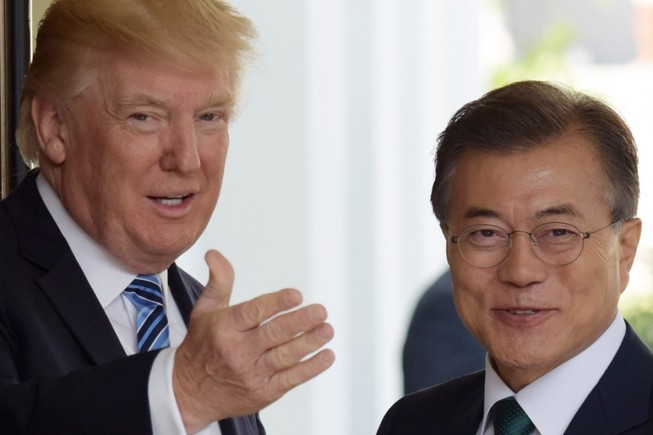 Ông Trump và ông Moon gặp riêng trước đàm phán với Triều Tiên