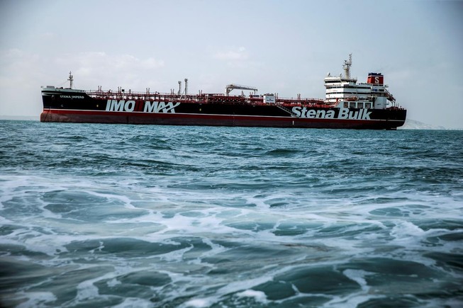 Iran thả tàu chở dầu Anh sau 65 ngày