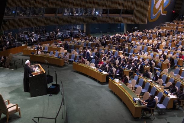 Iran: 'Trung Đông nên là hàng xóm của nhau, không phải với Mỹ'