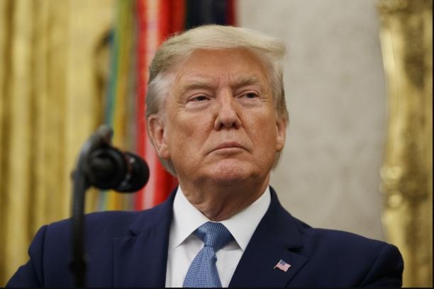 Nhà Trắng tuyên bố ngưng hợp tác điều tra luận tội ông Trump