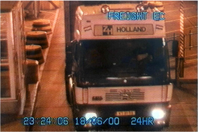 Vụ 39 thi thể trong container gợi nhớ thảm kịch năm 2000 ở Anh