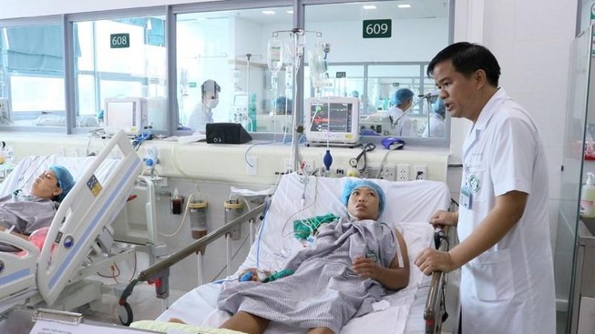 Thành lập tổ công tác xử lý sự cố chạy thận ở Nghệ An