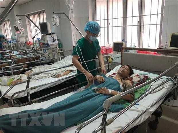 Cứu sống bệnh nhân bị cây sắt đâm xuyên phổi và đốt sống ngực
