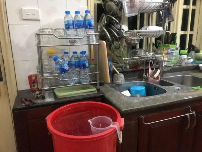 Nước có mùi lạ: Gần 1.000 cuộc gọi yêu cầu cung cấp nước sạch