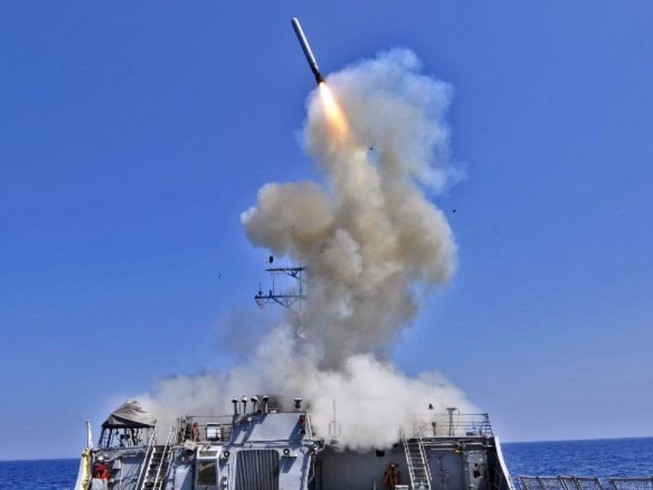 Giải mã lý do Mỹ chọn Tomahawk để dội bom Syria