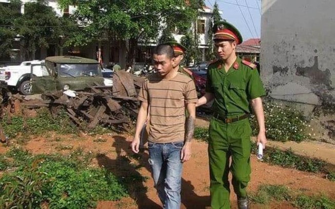 Lợi dụng người lớn đi viện, vào 'yêu' bé 15 tuổi