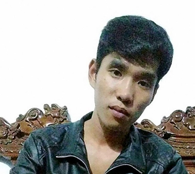 Cô gái đang ngủ trong nhà, bất ngờ bị đâm nhiều nhát