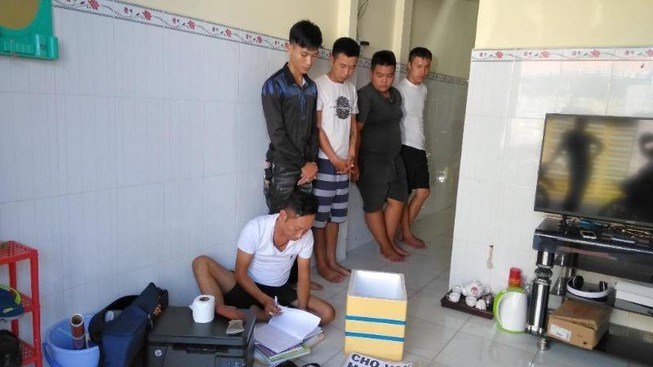 Nhóm người từ Hải Phòng vào Tiền Giang nghi cho vay nặng lãi