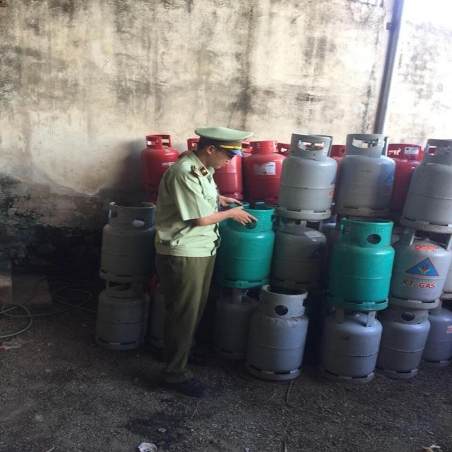 Phát hiện hơn 1.900 bình gas 12 kg không nguồn gốc ở Đắk Lắk