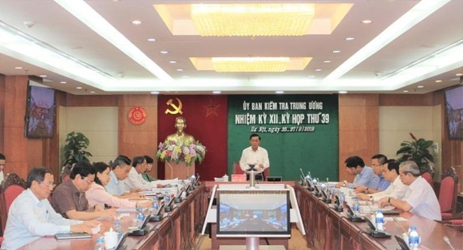 Ủy ban Kiểm tra kết luận về Khánh Hòa, Tập đoàn Xăng dầu
