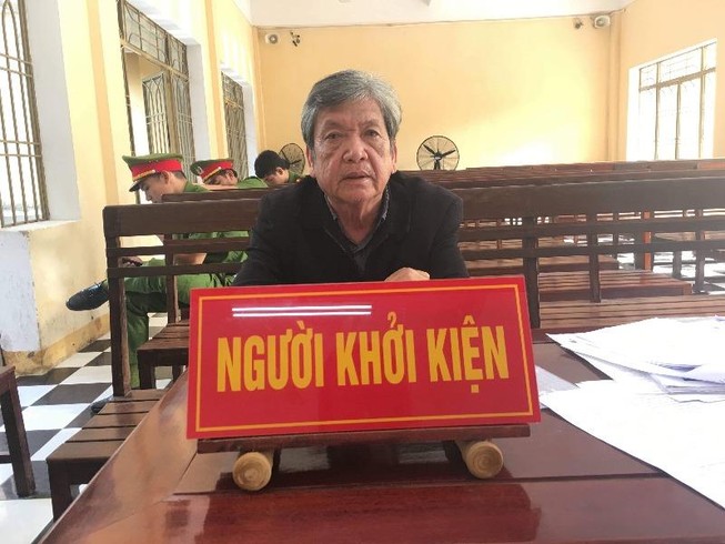 1 nông dân thắng kiện kêu cứu vì huyện chưa thi hành án