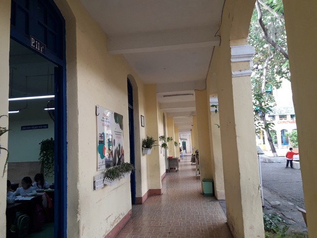 HS tiểu học rơi từ tầng 2: Phòng Giáo dục nói gì?