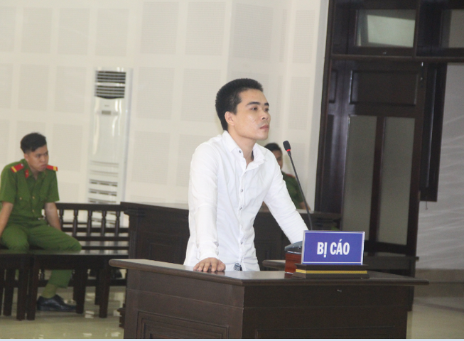 Thua game bắn cá, chém nhân viên vì không cho nợ tiền