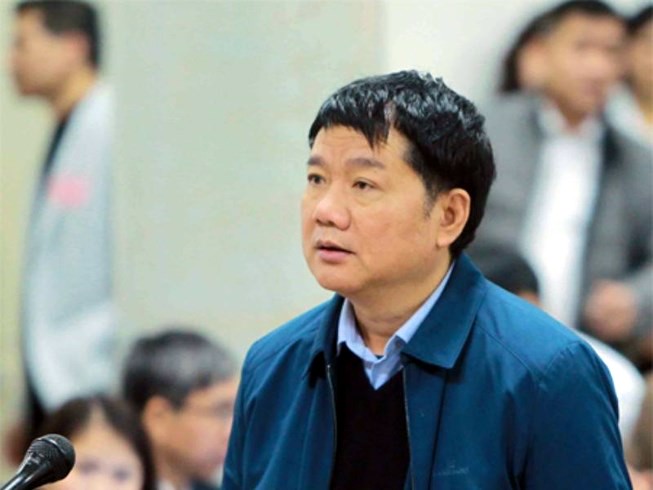 Ông Đinh La Thăng từ chối trả lời LS vì lý do sức khỏe