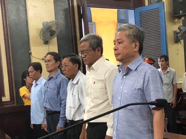 Cựu phó thống đốc NHNN Đặng Thanh Bình lãnh ba năm tù