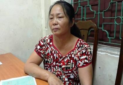 Bị bắt vì thuê người đánh ghen, cắt tóc, lột quần áo cô gái 19 tuổi