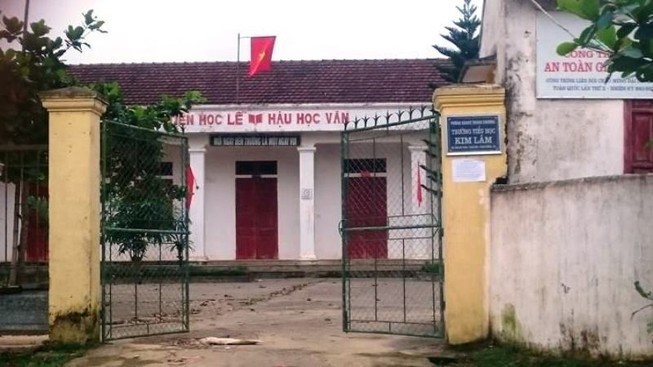 Kỷ luật thầy giáo đánh học sinh lớp 4 nhập viện