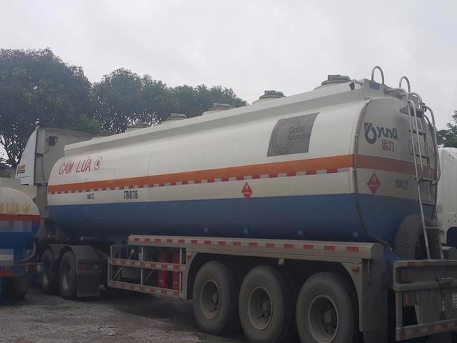 2 triệu lít xăng giả đã bán cho khách hàng dùng