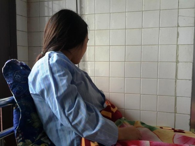 Sở chưa báo chi tiết cô giáo quỳ xin lỗi học sinh