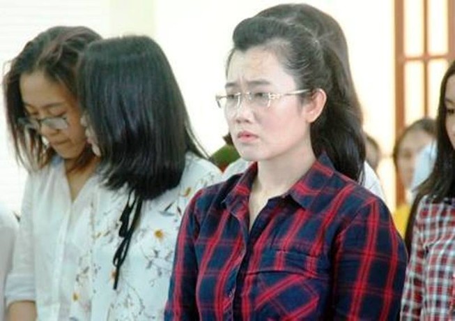 Luật sư đề nghị không chụp ảnh Hotgirl chiếm đoạt 50 tỉ đồng