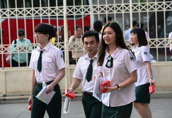 32 bài thi tốt nghiệp môn văn ở Nghệ An bị hạ điểm