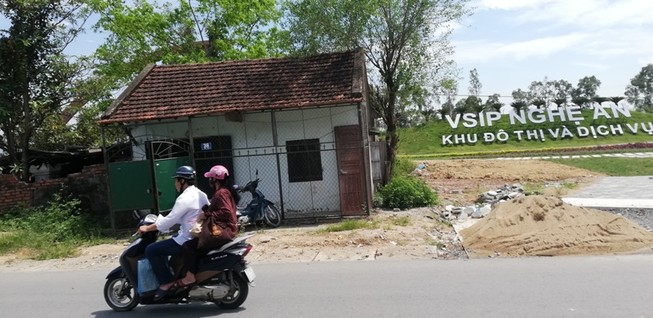 Một phụ nữ kiện hành chính chủ tịch tỉnh Nghệ An